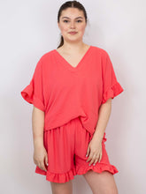 Bluse med flæse - Brystmål 130cm
